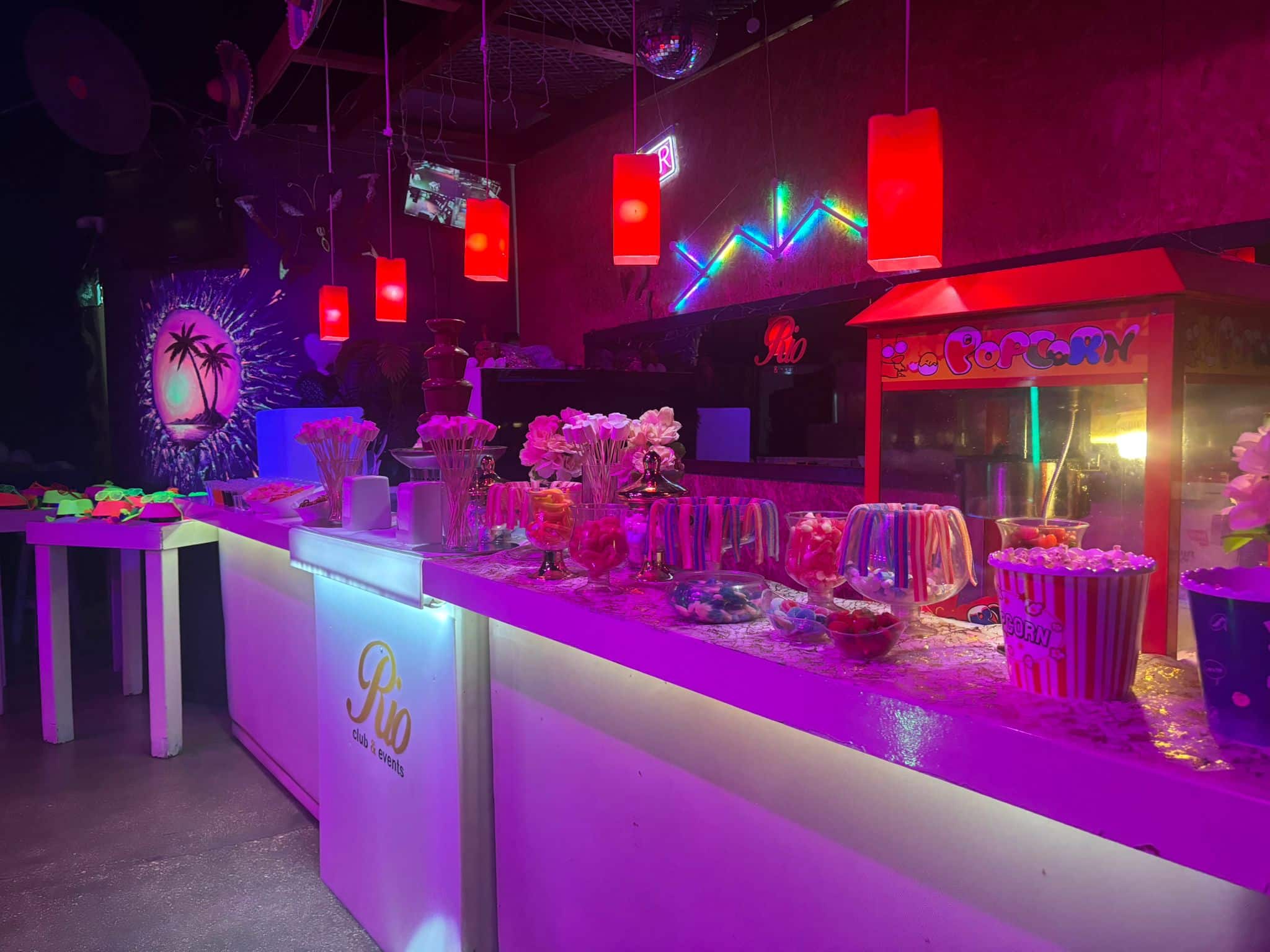 Image hover effect image